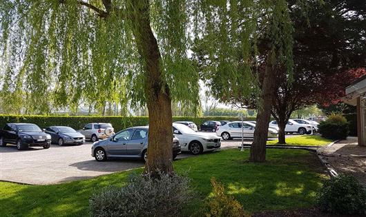 Parking prive Hôtel ** Golf de Cabourg